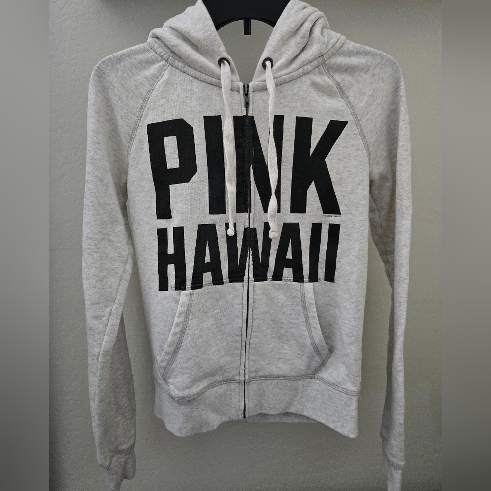 VS Pink Hawaii Pineapple Destination Hoodie.  (LIMITED EDITION)